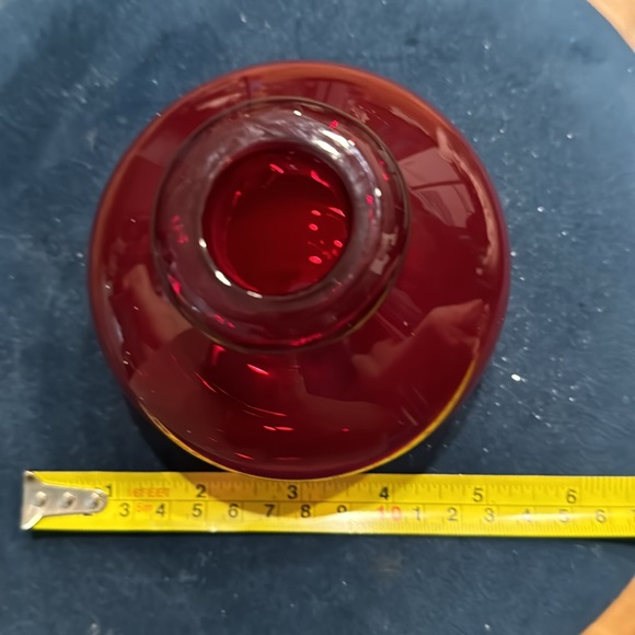 Gorgeous Vintage Ruby Red Glass BlownVases (Set of 2).Measurements in pictures. - Picture 12 of 13